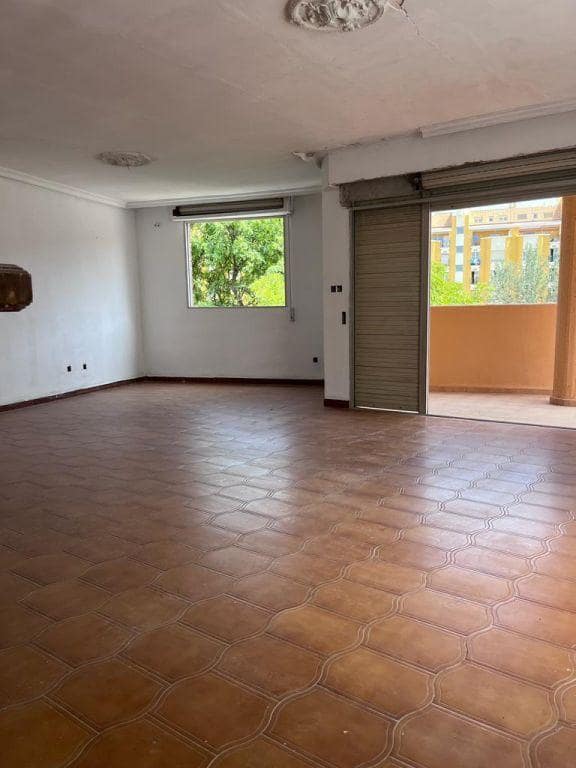 6 soveværelse Lejlighed til salg i Denia - € 280.000 (Ref: 9821836)