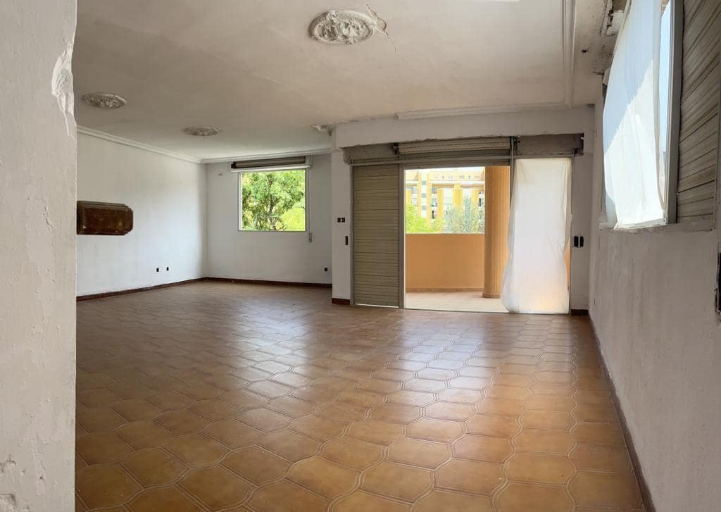 6 soveværelse Lejlighed til salg i Denia - € 280.000 (Ref: 9821836)