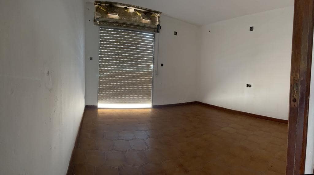 6 soveværelse Lejlighed til salg i Denia - € 280.000 (Ref: 9821836)