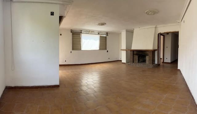 6 soveværelse Lejlighed til salg i Centro Urbano, Dénia - € 280.000 (Ref: 9821836)