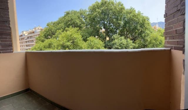 6 soveværelse Lejlighed til salg i Centro Urbano, Dénia - € 280.000 (Ref: 9821836)