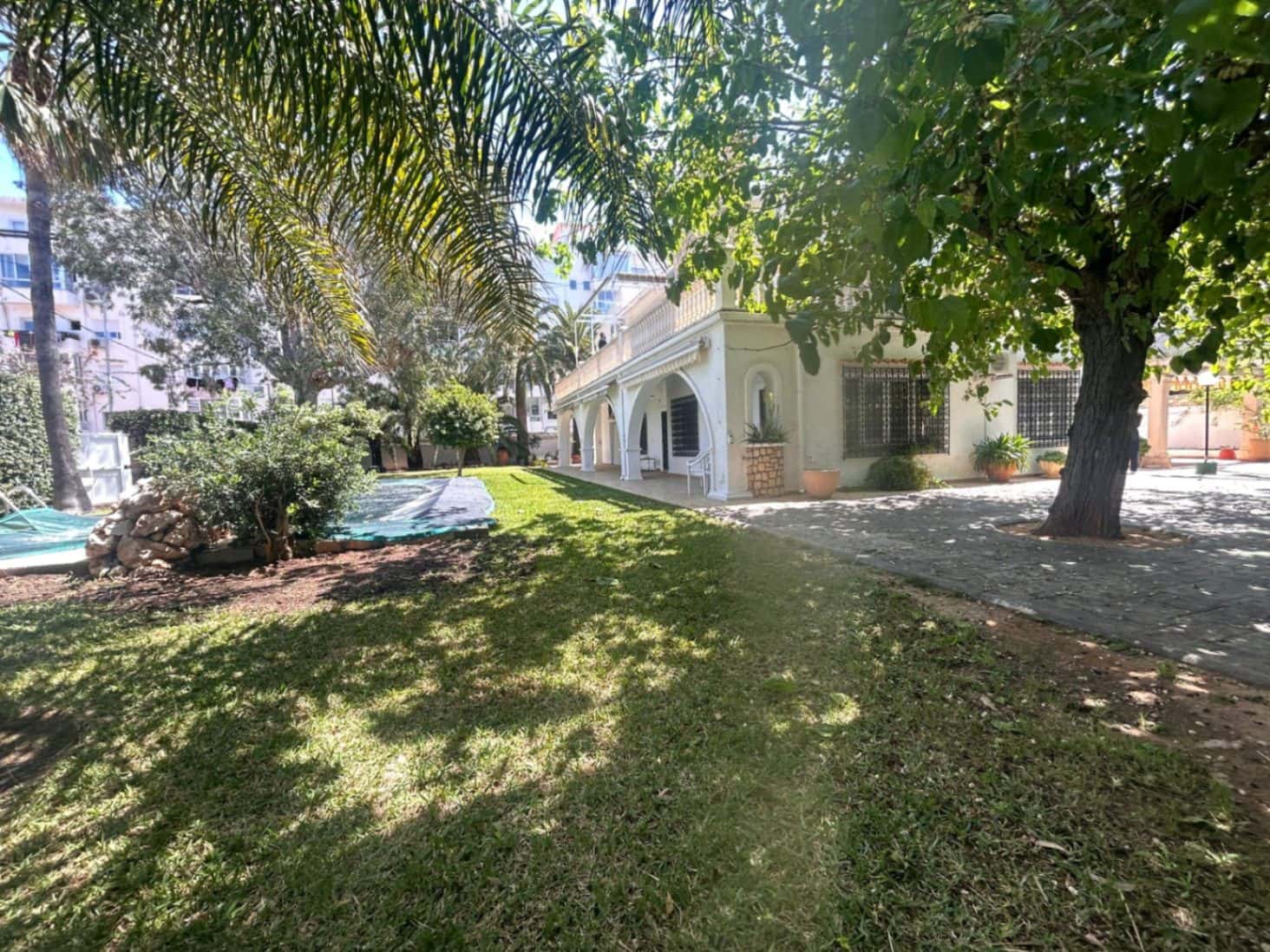 5 bedroom Villa for sale in Denia with pool garage - € 1,580,000 (Ref: 9828137)