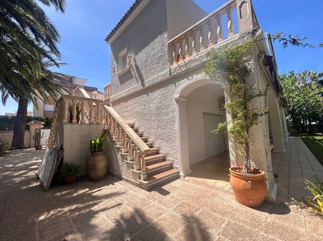 5 sovrum Villa till salu i Dénia med pool garage - 1 580 000 € (Ref: 9828137)