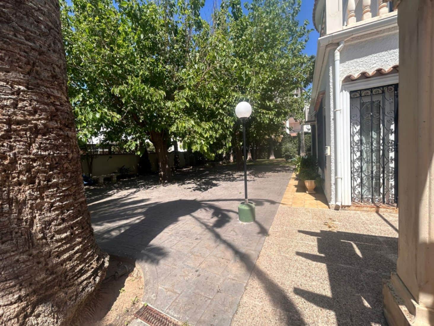 5 bedroom Villa for sale in Denia with pool garage - € 1,580,000 (Ref: 9828137)