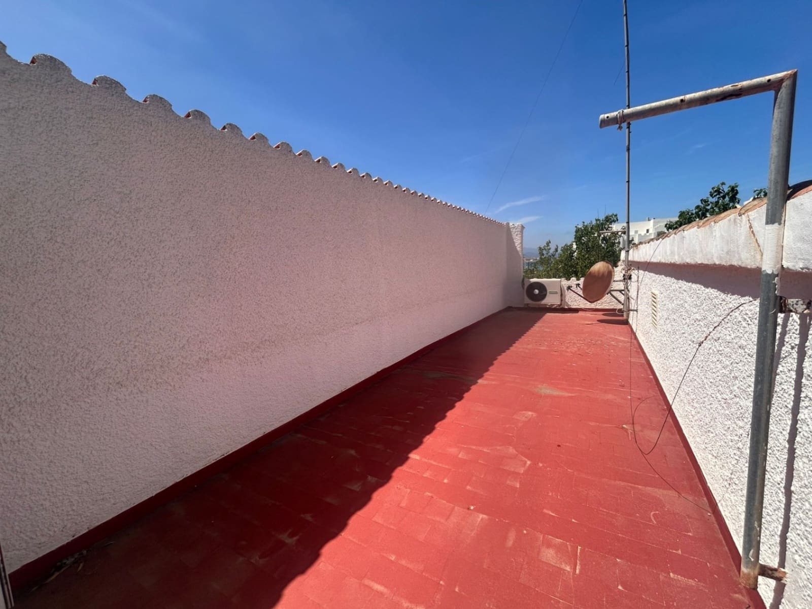 5 bedroom Villa for sale in Denia with pool garage - € 1,580,000 (Ref: 9828137)