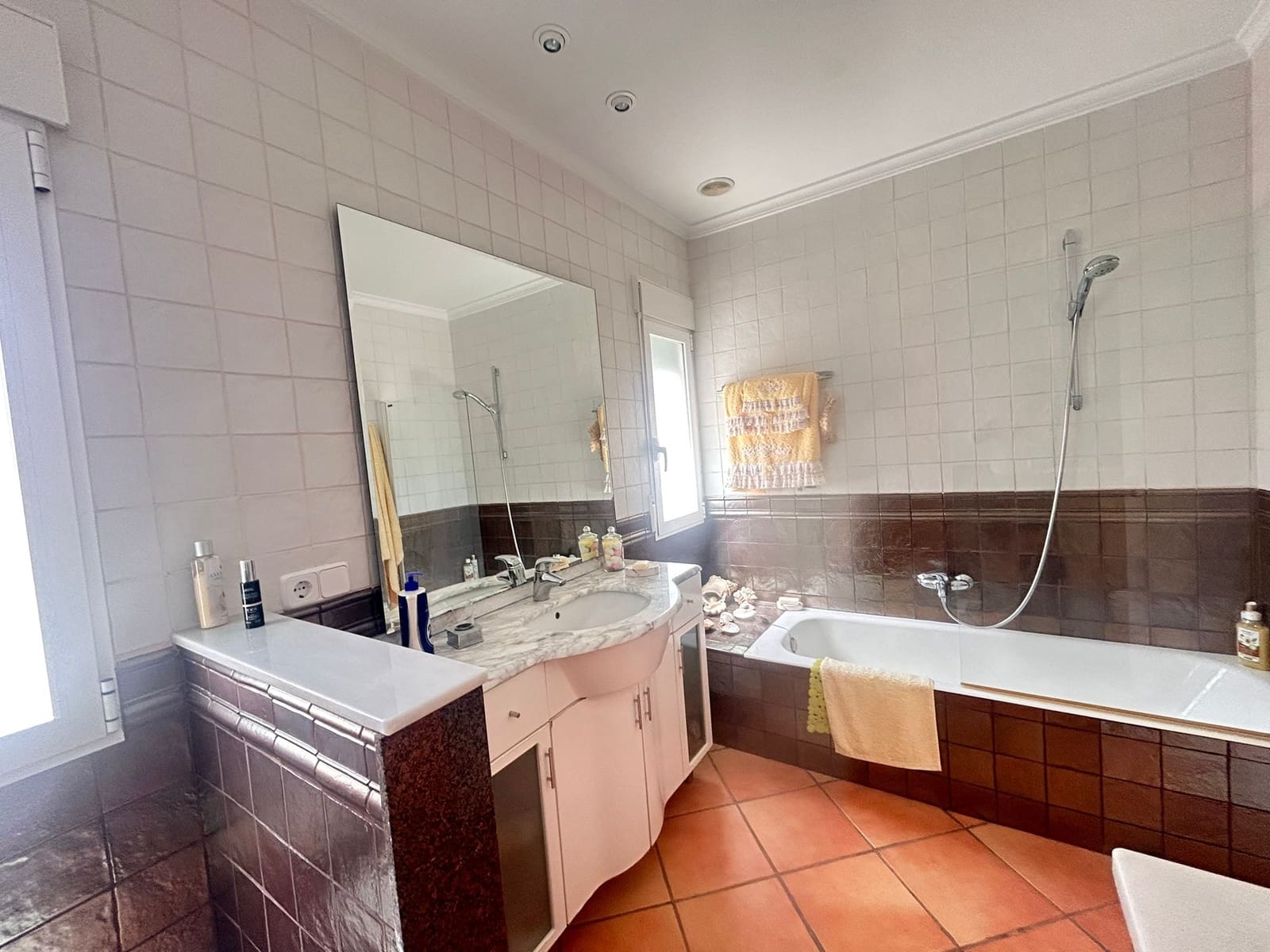 5 bedroom Villa for sale in Denia with pool garage - € 1,580,000 (Ref: 9828137)
