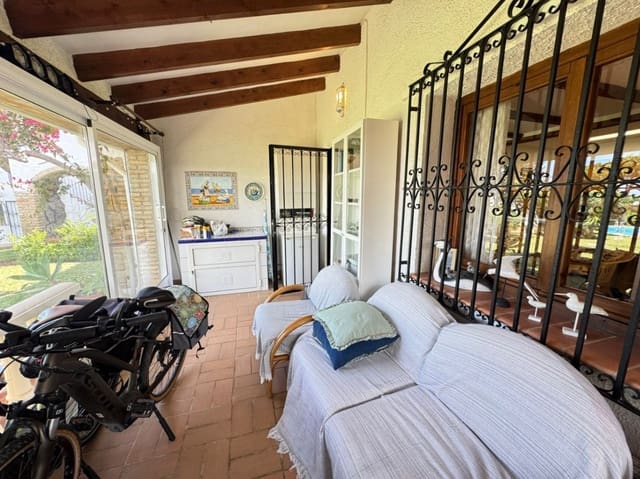 3 Zimmer Haus zu verkaufen in Dénia mit Pool Garage - 375.000 € (Ref: 9828138)