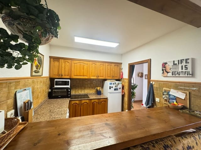 3 Zimmer Haus zu verkaufen in Dénia mit Pool Garage - 375.000 € (Ref: 9828138)