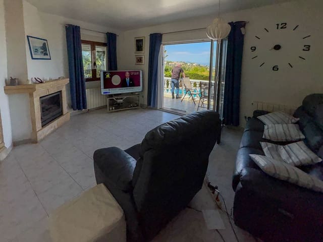 3 soverom Villa til salgs i El Montgó, Dénia med svømmebasseng garasje - € 570 000 (Ref: 9844233)
