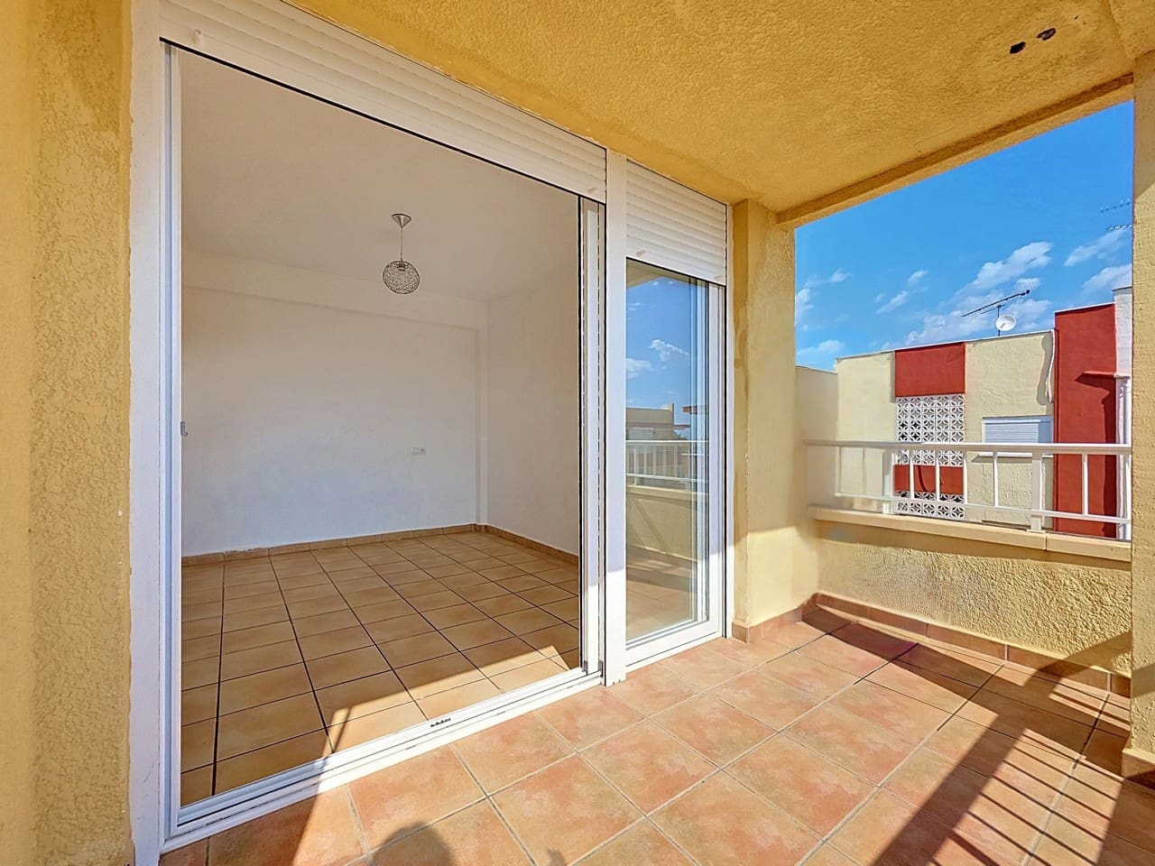 1 soveværelse Lejlighed til salg i Denia med garage - € 129.000 (Ref: 9844412)