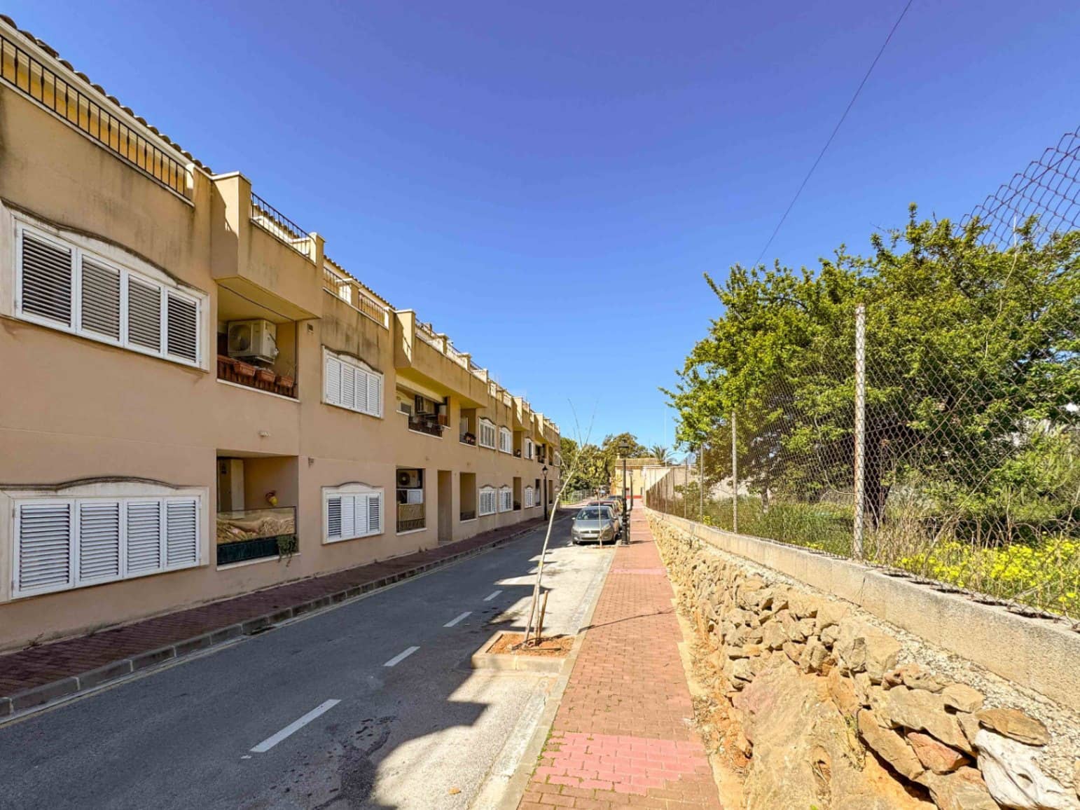 4 bedroom Penthouse for sale in Denia with garage - € 372,000 (Ref: 9861379)