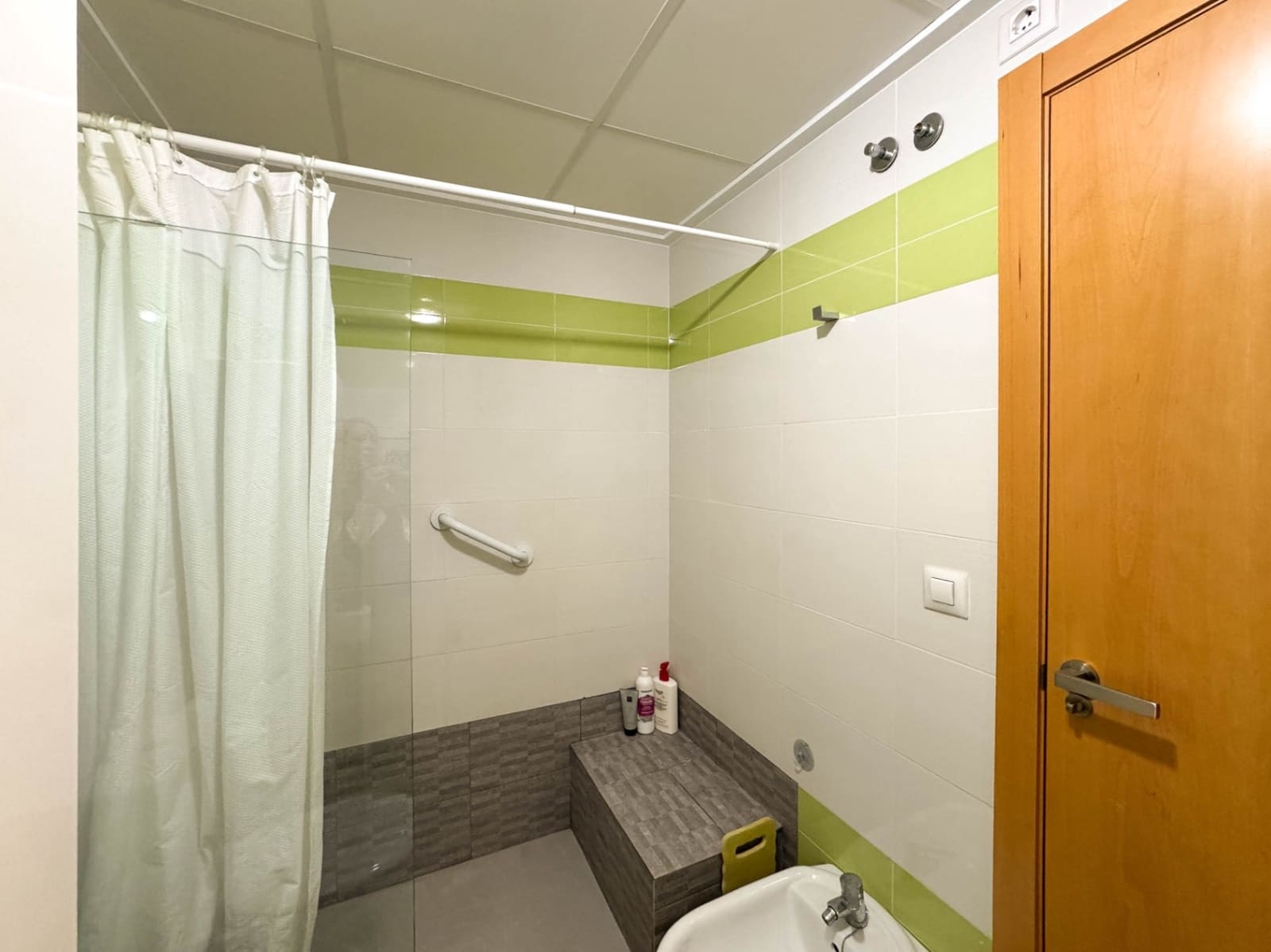 4 bedroom Penthouse for sale in Denia with garage - € 372,000 (Ref: 9861379)