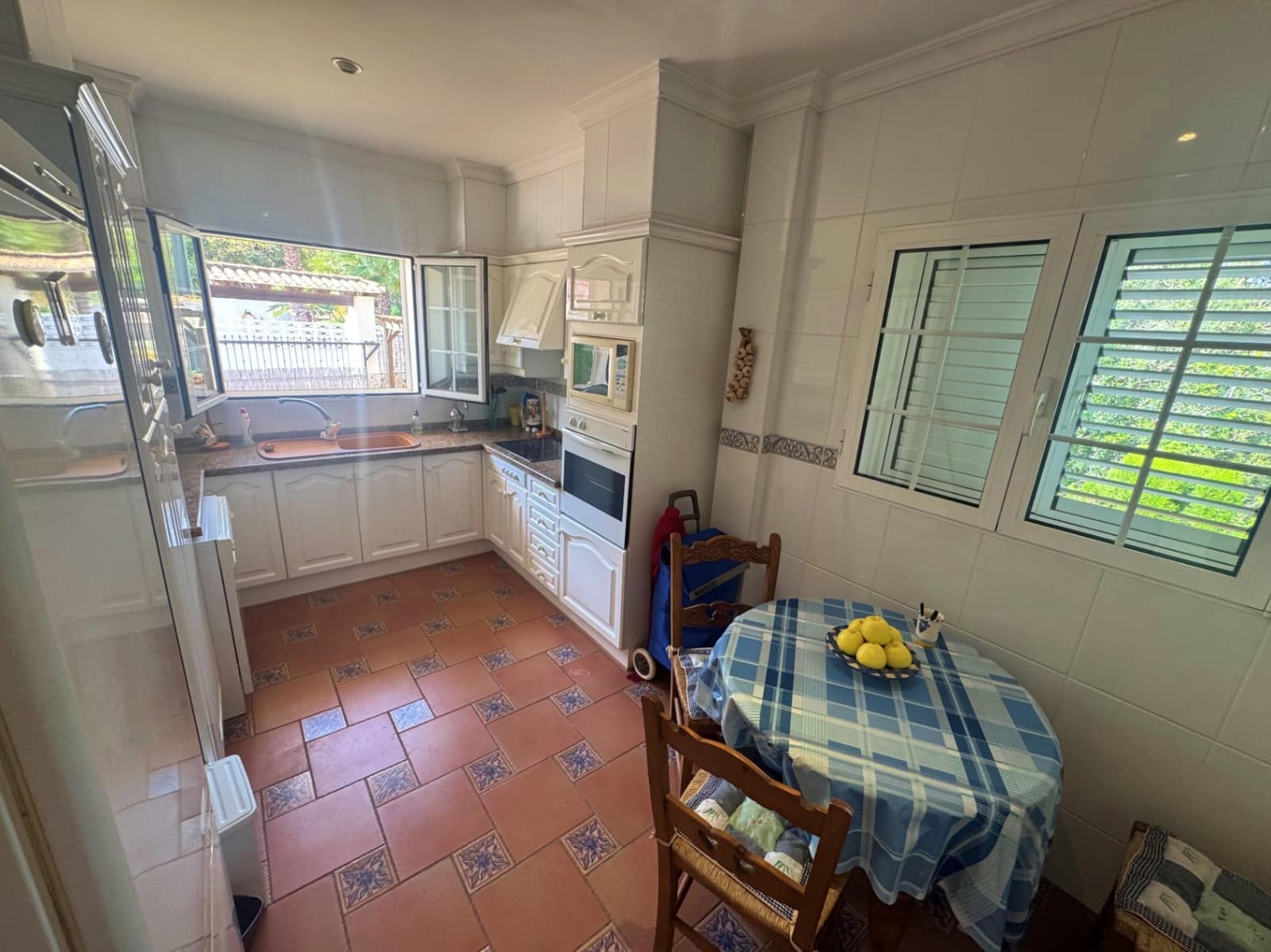 3 bedroom Villa for sale in Denia with pool garage - € 610,000 (Ref: 9867363)