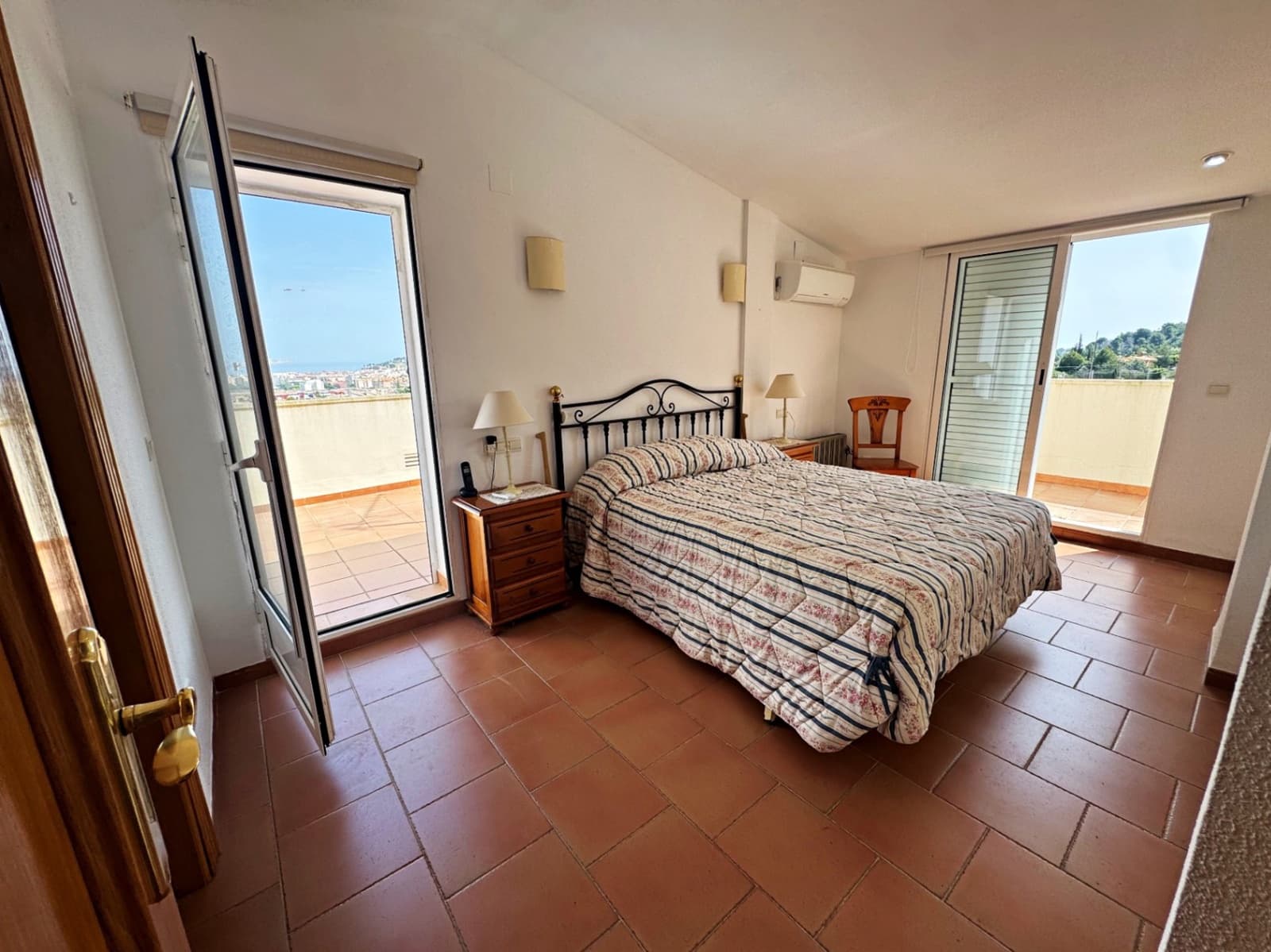 3 bedroom Villa for sale in Denia with pool garage - € 610,000 (Ref: 9867363)