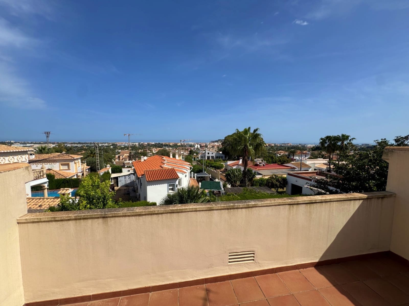 3 bedroom Villa for sale in Denia with pool garage - € 610,000 (Ref: 9867363)