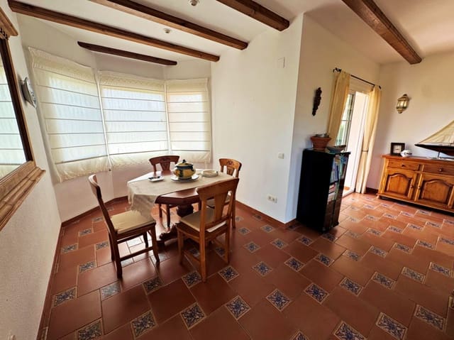 3 bedroom Villa for sale in Dénia with pool garage - € 610,000 (Ref: 9867363)
