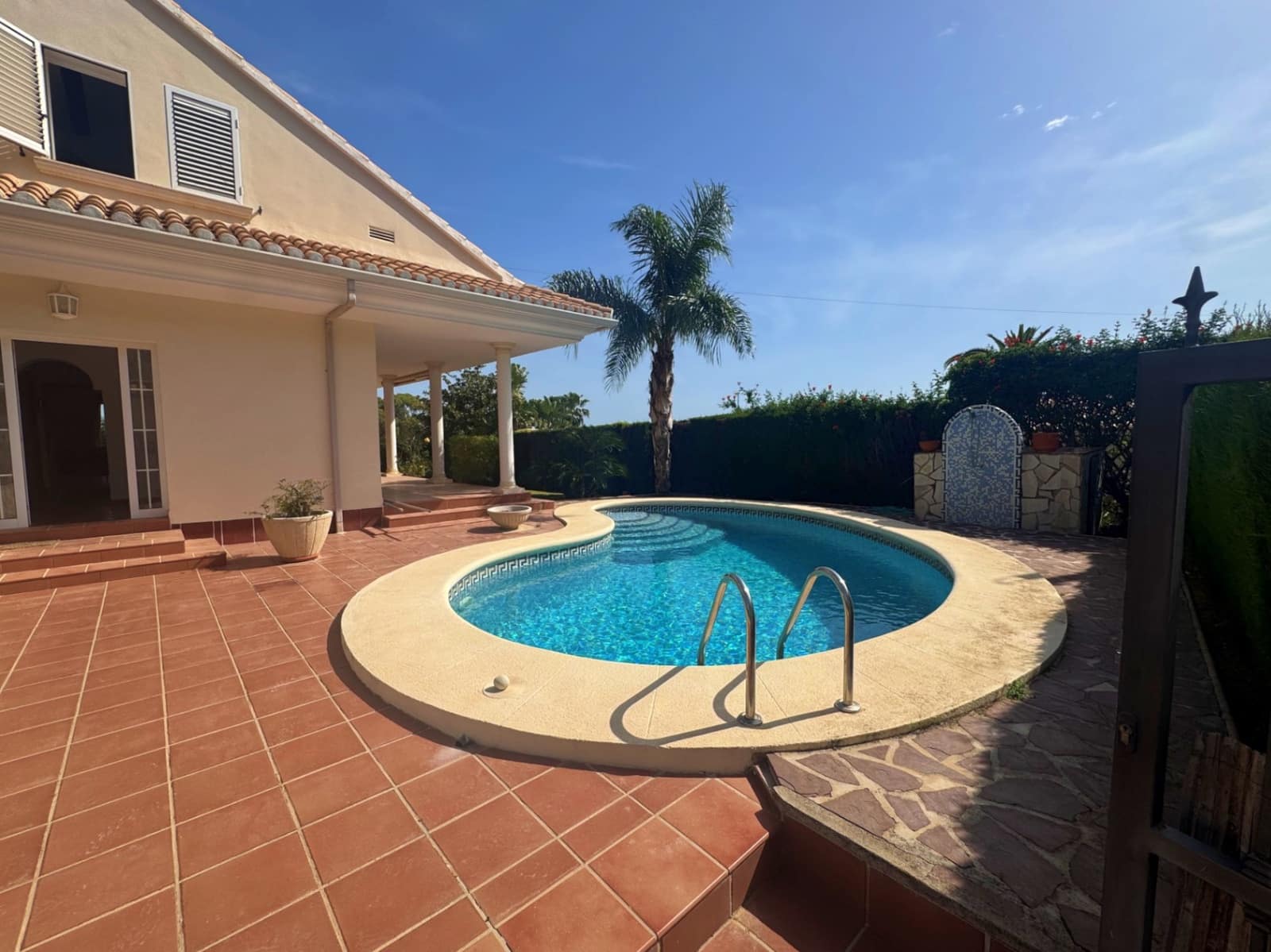 3 bedroom Villa for sale in Denia with pool garage - € 610,000 (Ref: 9867363)
