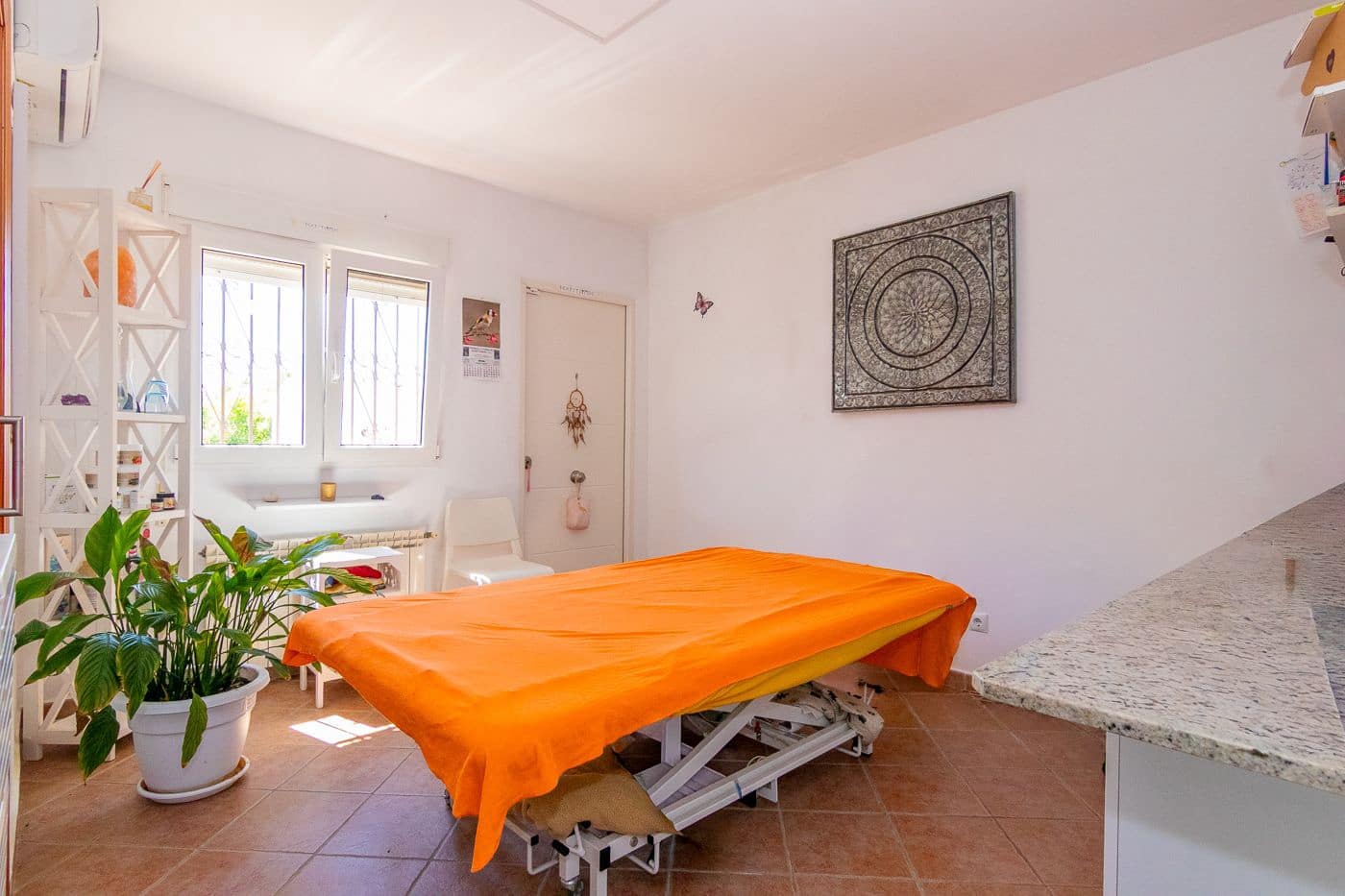 3 bedroom Villa for sale in Denia with garage - € 450,000 (Ref: 9877700)