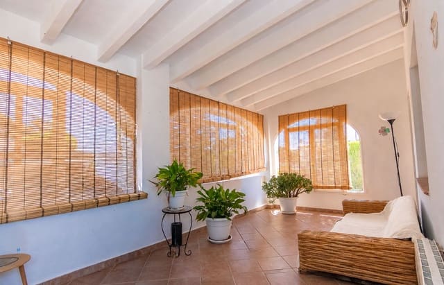 3 bedroom Villa for sale in Dénia with garage - € 450,000 (Ref: 9877700)