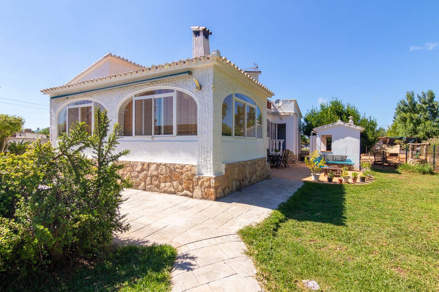 3 bedroom Villa for sale in Denia with garage - € 450,000 (Ref: 9877700)
