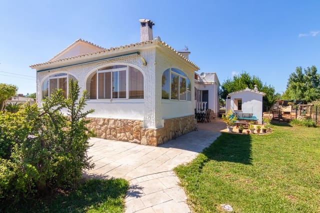 3 bedroom Villa for sale in Dénia with garage - € 450,000 (Ref: 9877700)