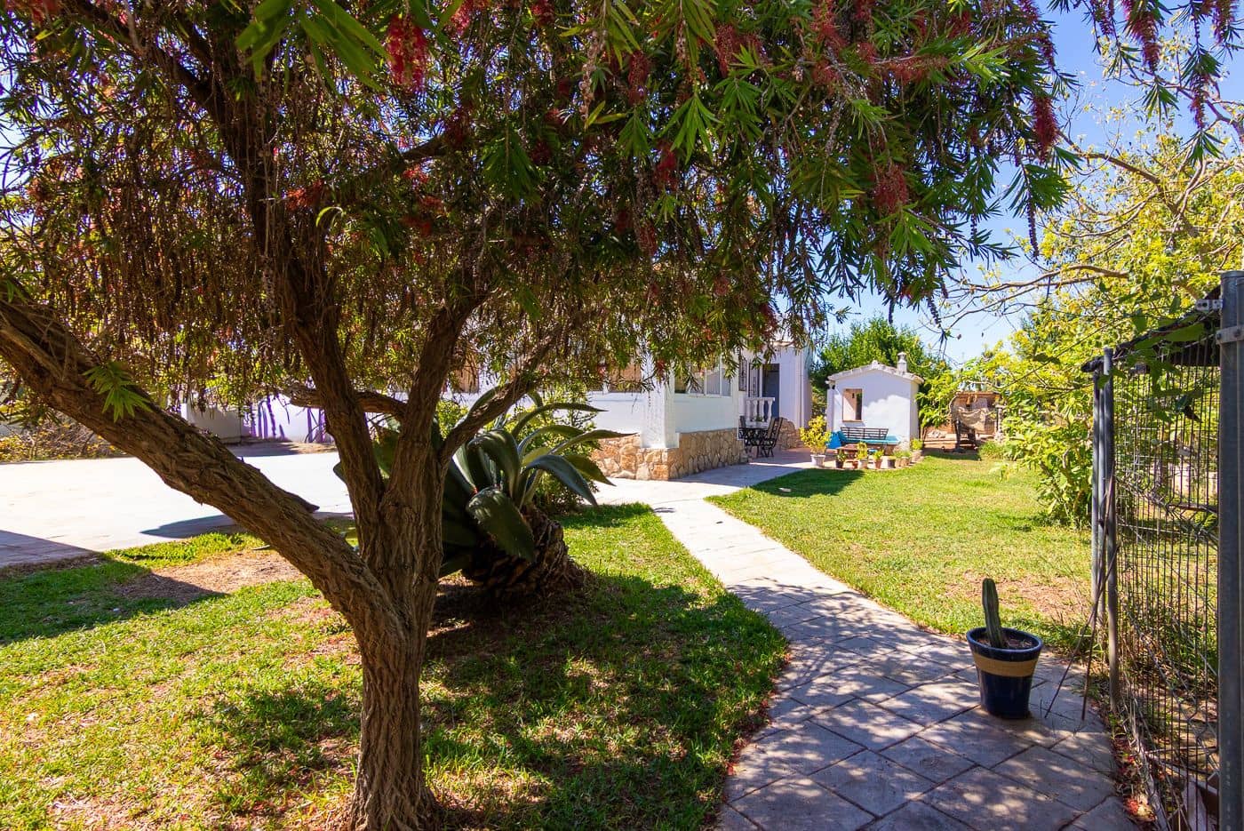 3 bedroom Villa for sale in Denia with garage - € 450,000 (Ref: 9877700)