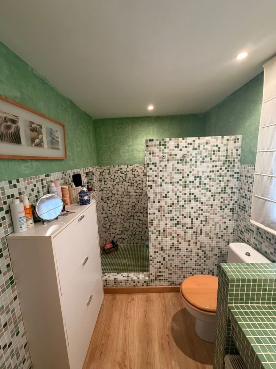 4 soveværelse Villa til salg i Orba med swimmingpool garage - € 389.900 (Ref: 9889383)