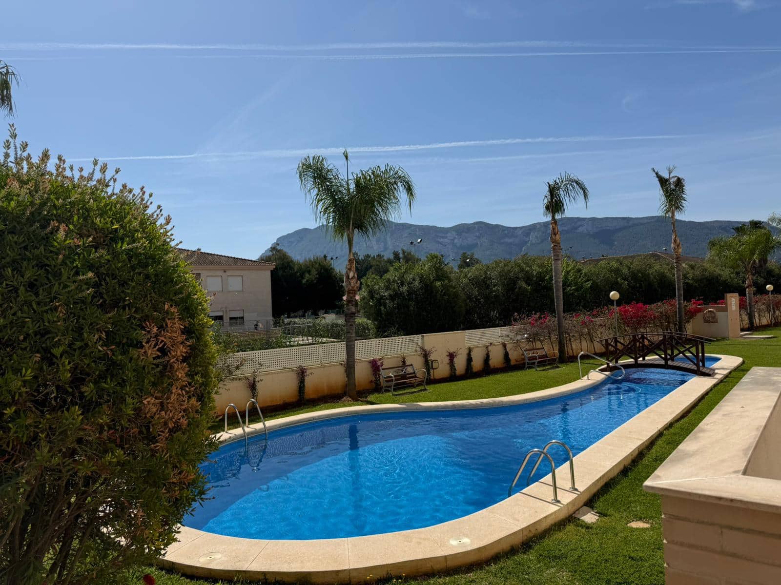 2 soveværelse Penthouse til salg i Denia med swimmingpool garage - € 360.000 (Ref: 9905199)