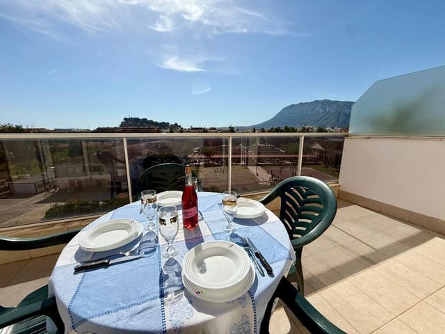 2 soveværelse Penthouse til salg i Dénia med swimmingpool garage - € 360.000 (Ref: 9905199)