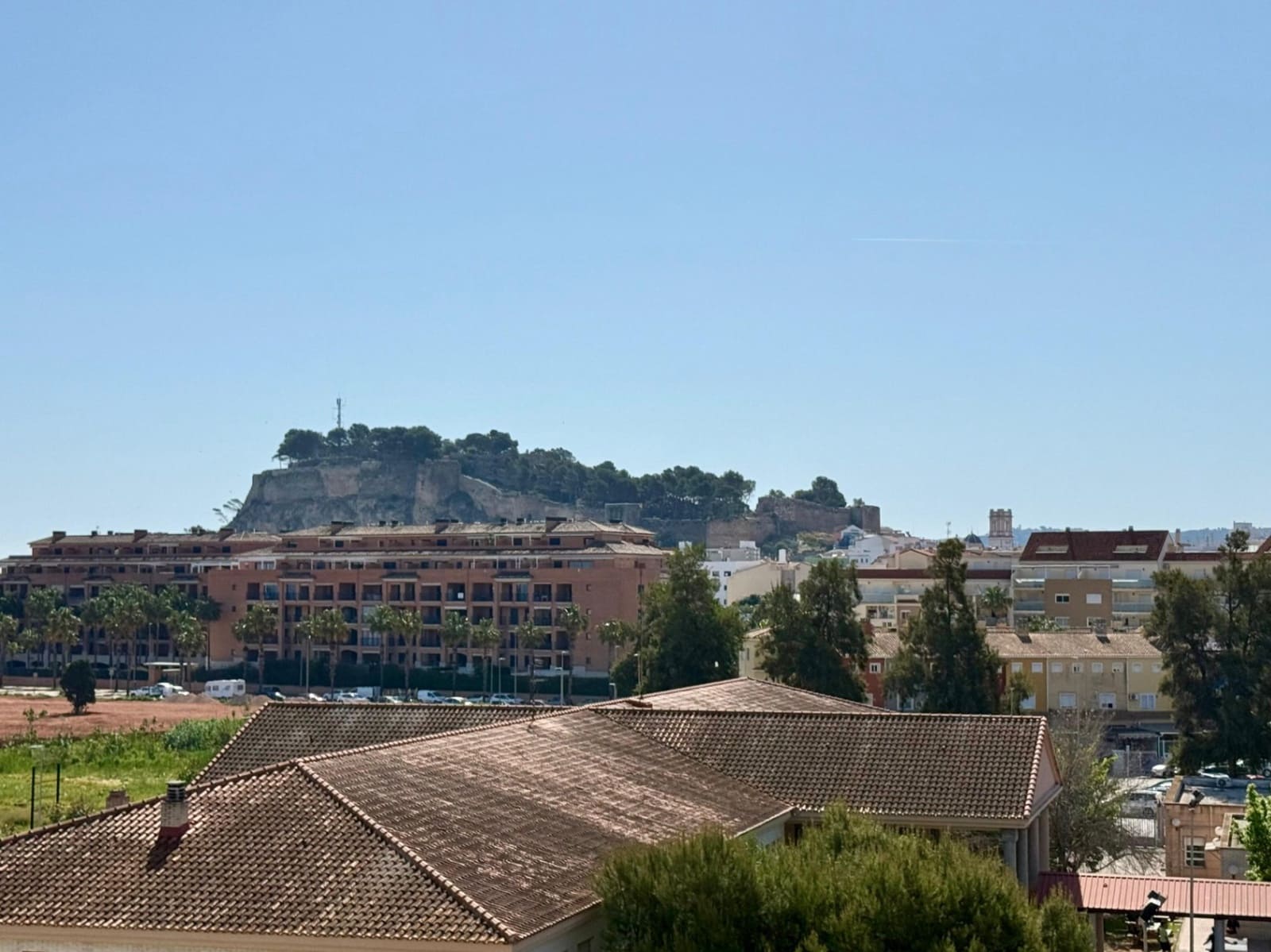 2 soveværelse Penthouse til salg i Denia med swimmingpool garage - € 360.000 (Ref: 9905199)