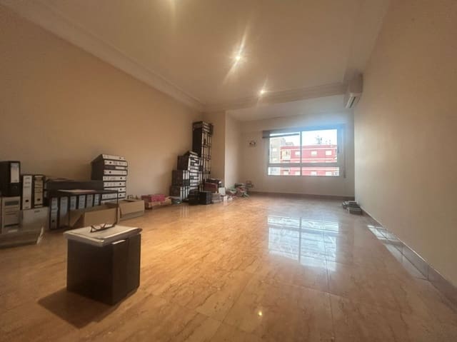 6 soveværelse Lejlighed til salg i Dénia - € 375.000 (Ref: 9905201)