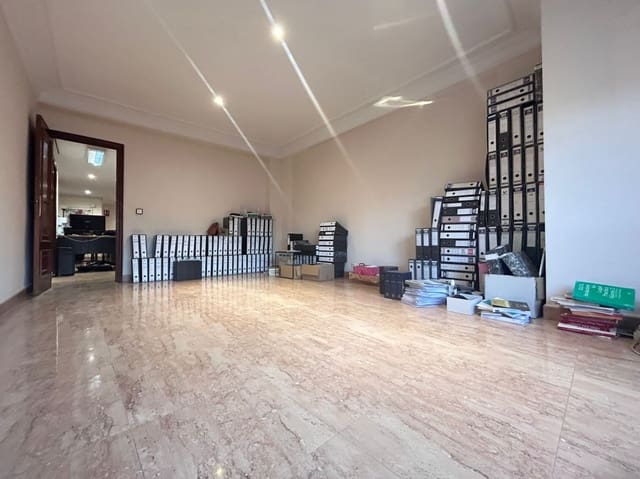 6 soveværelse Lejlighed til salg i Dénia - € 375.000 (Ref: 9905201)