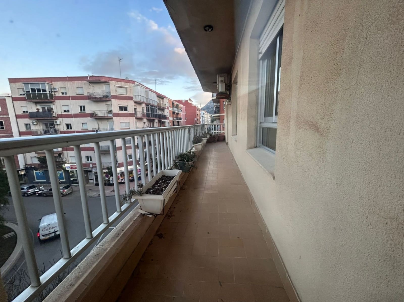 6 soveværelse Lejlighed til salg i Denia - € 375.000 (Ref: 9905201)