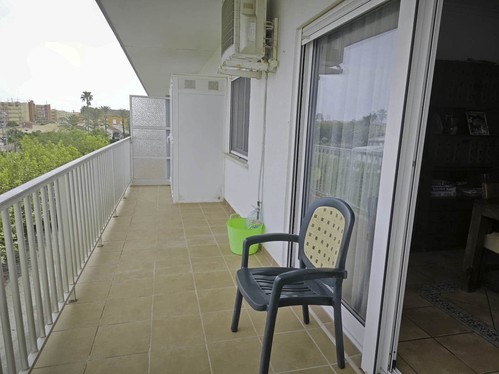 2 bedroom Beach Apartment for sale in Denia with pool garage - € 179,500 (Ref: 9928179)