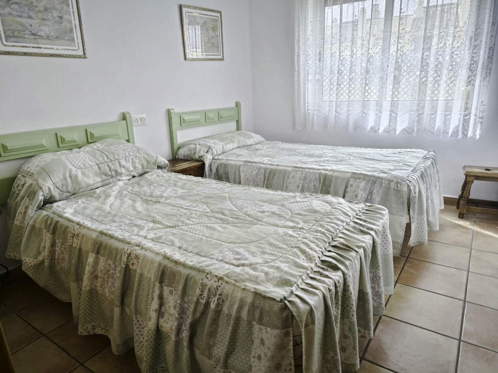 2 bedroom Beach Apartment for sale in Denia with pool garage - € 179,500 (Ref: 9928179)