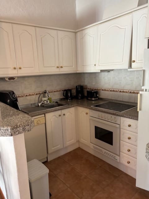 2 Zimmer Villa zu verkaufen in Denia mit Garage - 330.000 € (Ref: 9928181)