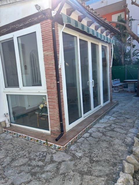 2 Zimmer Villa zu verkaufen in Denia mit Garage - 330.000 € (Ref: 9928181)
