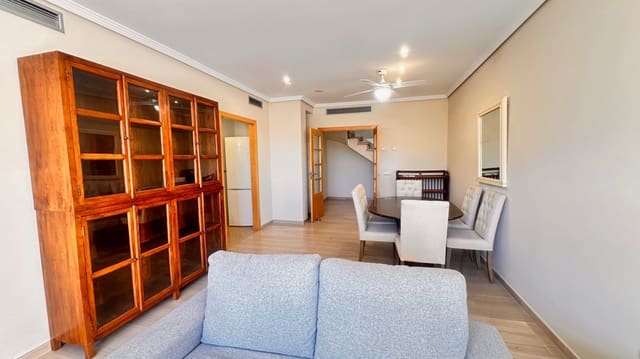 3 makuuhuone Kattohuoneisto myytävänä paikassa Centro Urbano, Dénia mukana uima-altaan 
autotalli - 550 000 € (Ref: 9928182)