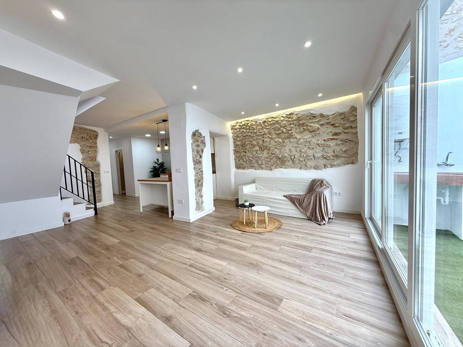 3 bedroom Townhouse for sale in Denia - € 299,000 (Ref: 9928184)