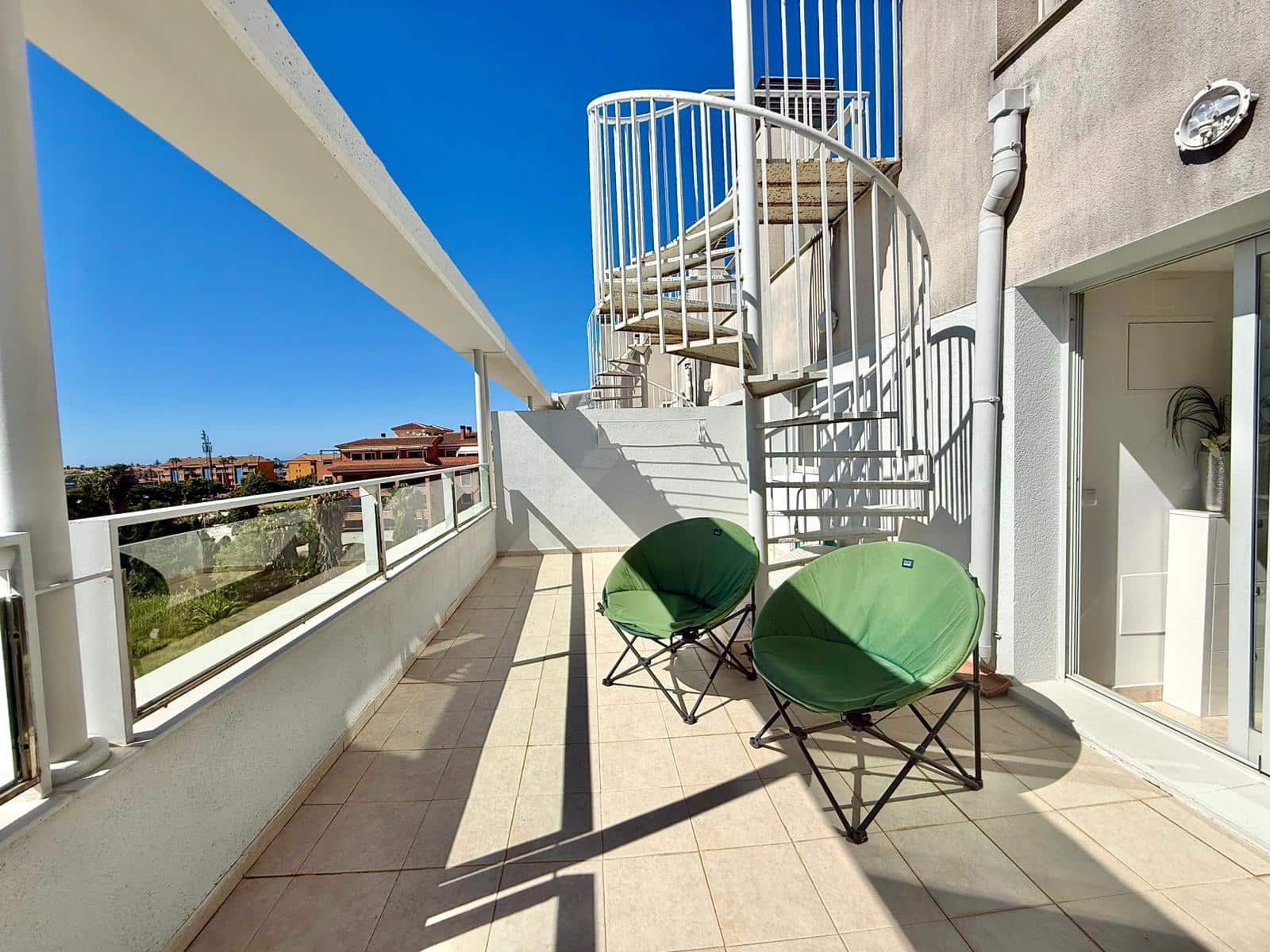 Ático de 1 habitación en Dénia en venta con piscina garaje - 278.000 € (Ref: 9938916)