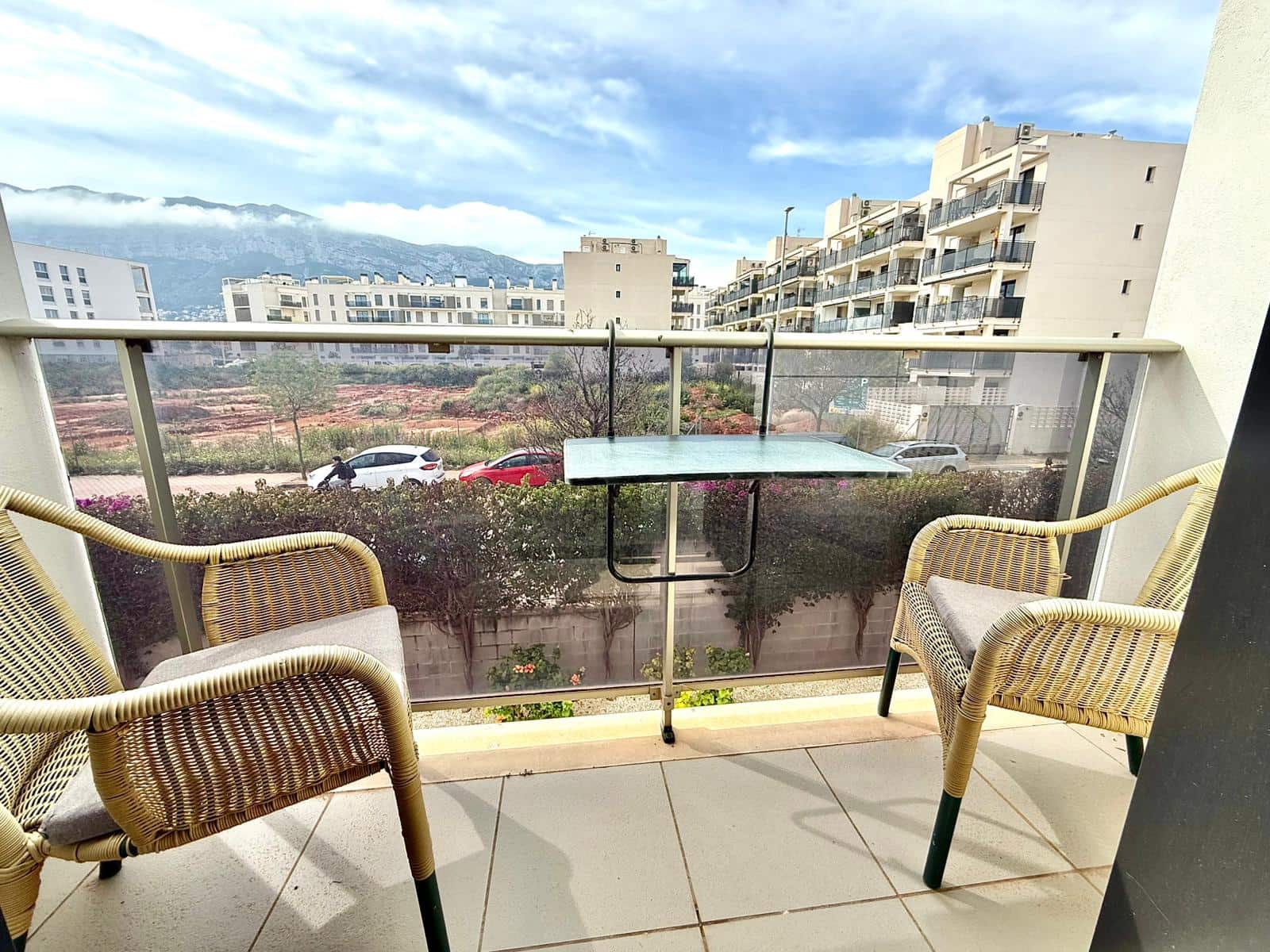 2 soverom Leilighet til salgs i Denia med svømmebasseng garasje - € 350 000 (Ref: 9938919)