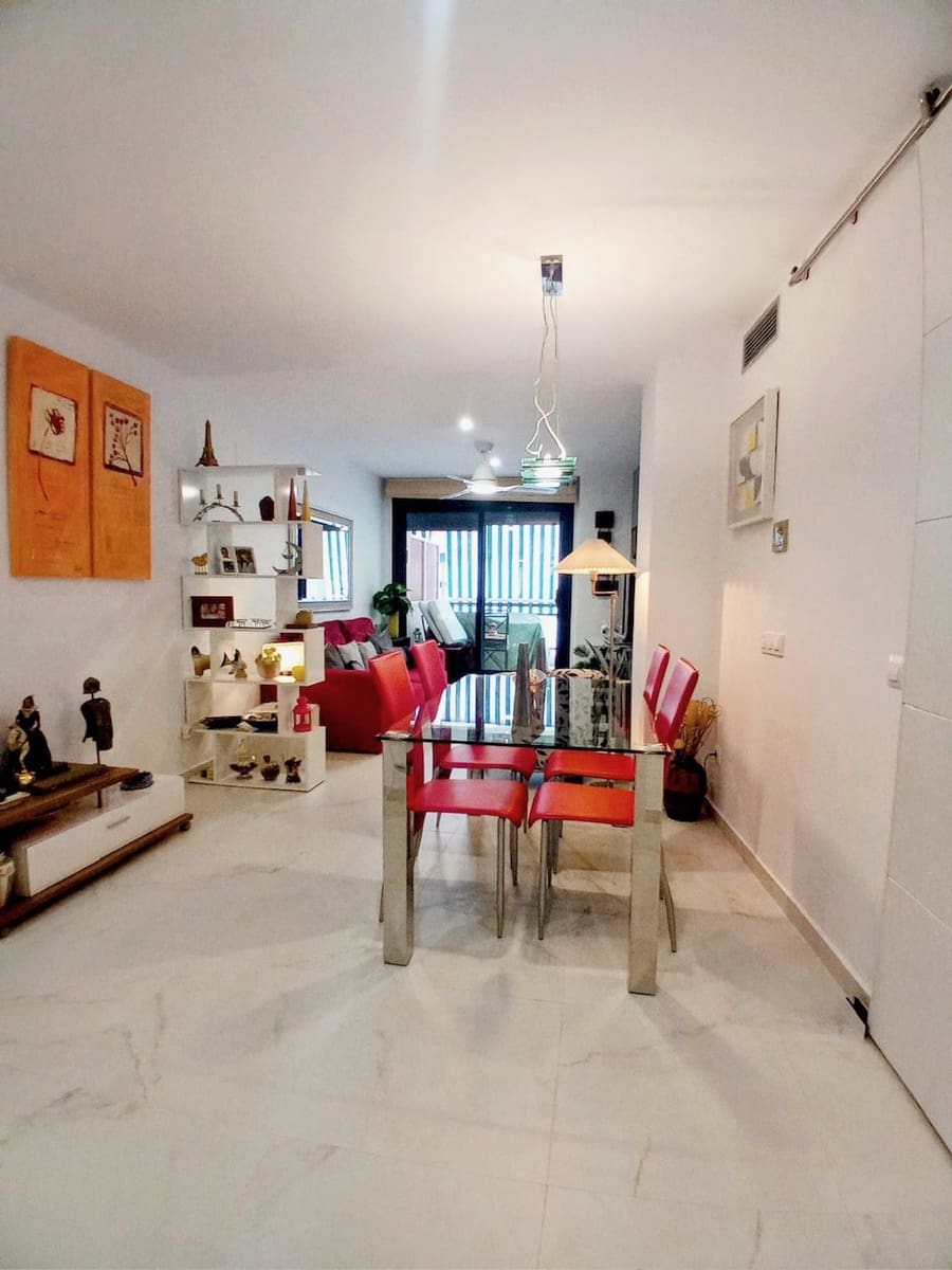 2 soveværelse Lejlighed til salg i Denia - € 370.000 (Ref: 9974008)