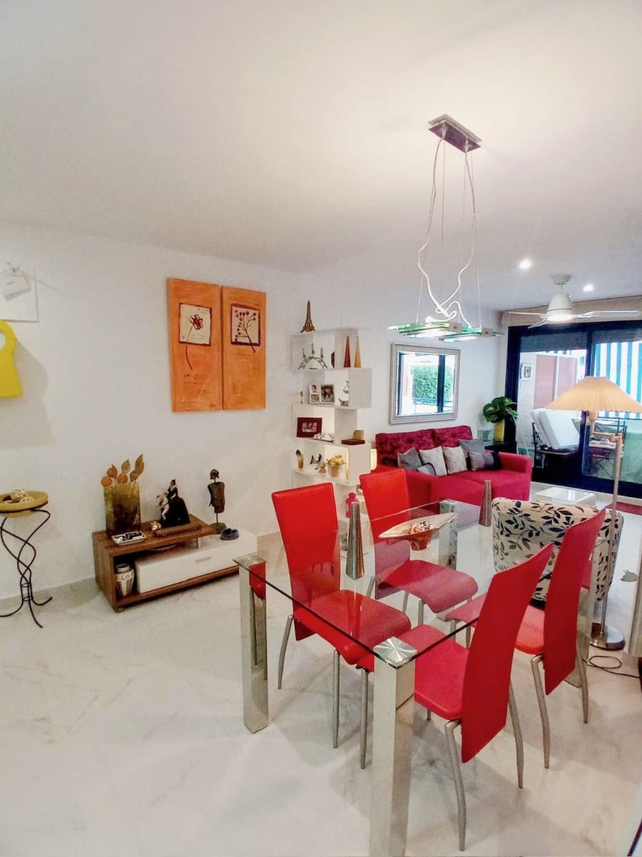 2 soveværelse Lejlighed til salg i Denia - € 370.000 (Ref: 9974008)