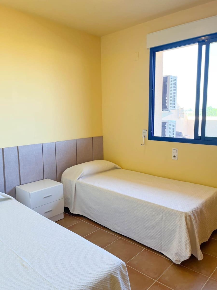 2 soveværelse Penthouse til salg i Denia med swimmingpool garage - € 362.000 (Ref: 9974012)