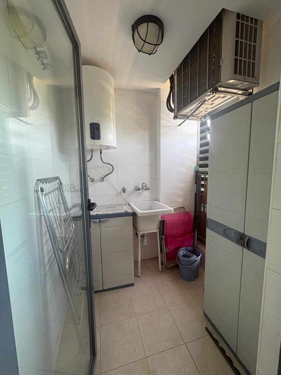 2 bedroom Apartment for sale in Denia with pool garage - € 329,000 (Ref: 9983792)