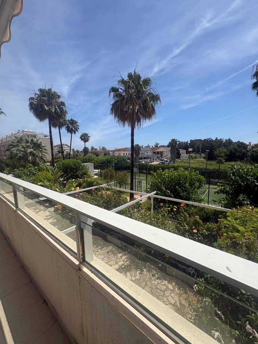 2 bedroom Apartment for sale in Denia with pool garage - € 329,000 (Ref: 9983792)