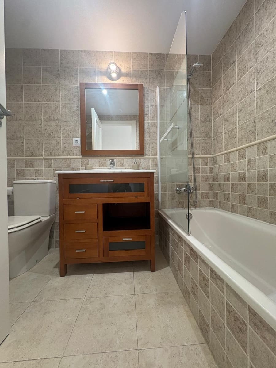2 bedroom Apartment for sale in Denia with pool garage - € 329,000 (Ref: 9983792)
