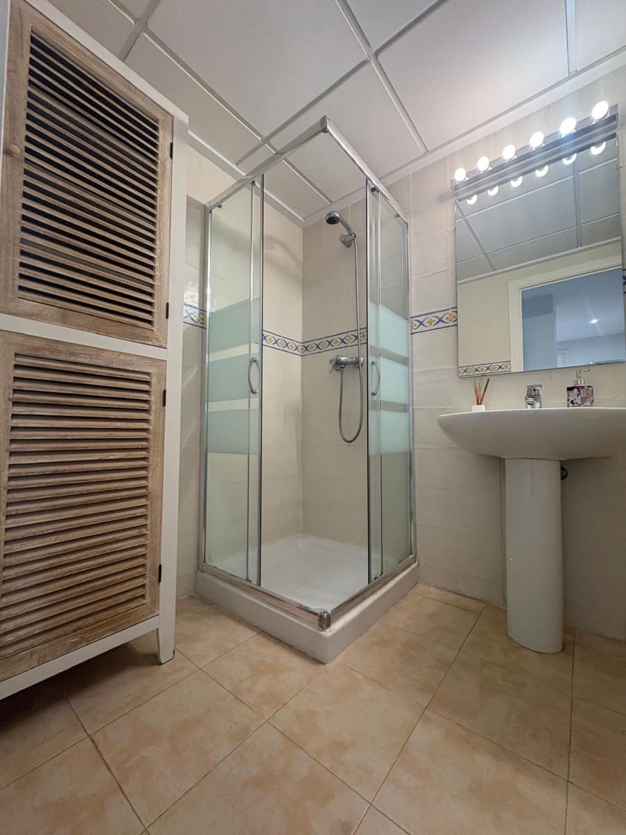 2 bedroom Apartment for sale in Denia with pool garage - € 329,000 (Ref: 9983792)