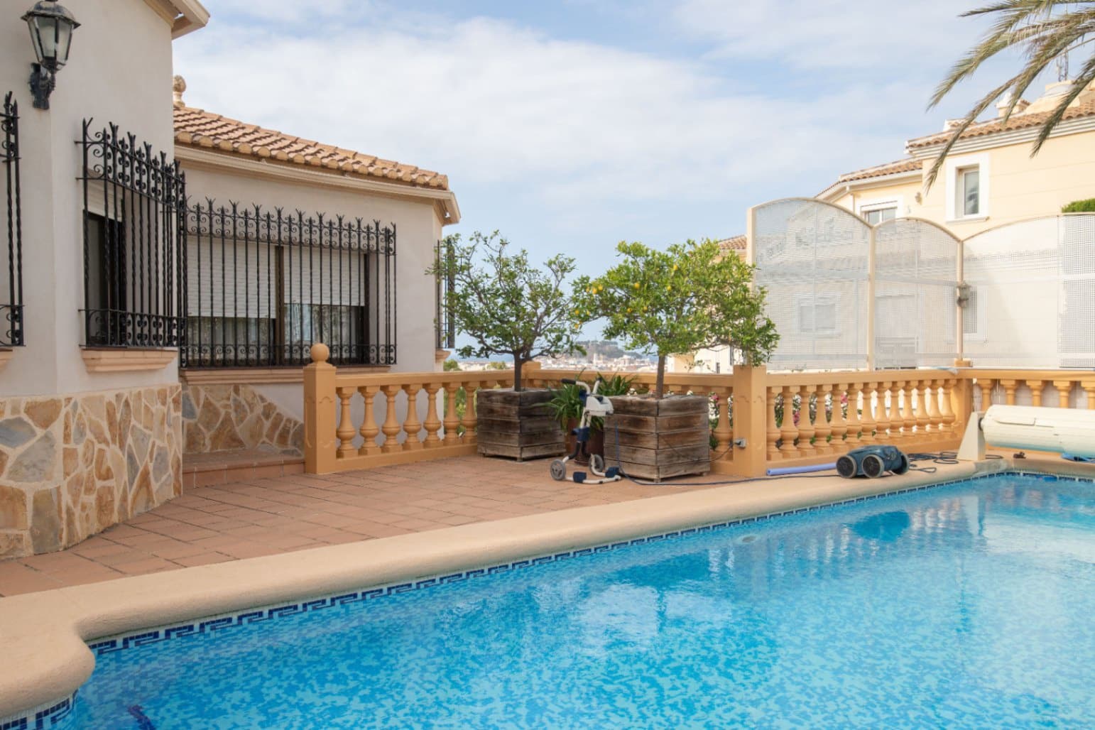 4 soverom Villa til salgs i Denia med svømmebasseng garasje - € 870 000 (Ref: 9984383)