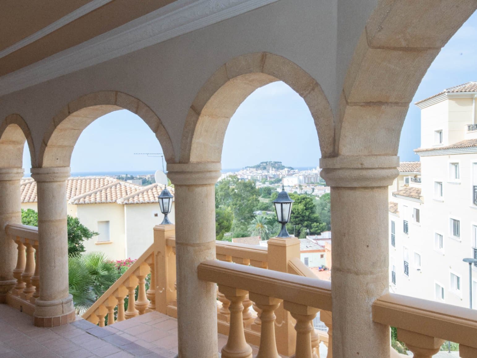 4 soverom Villa til salgs i Denia med svømmebasseng garasje - € 870 000 (Ref: 9984383)